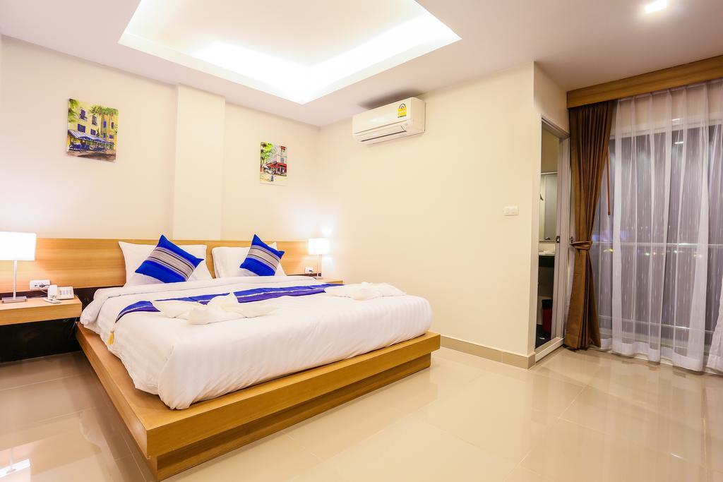 Pkl Residence Patong Luaran gambar