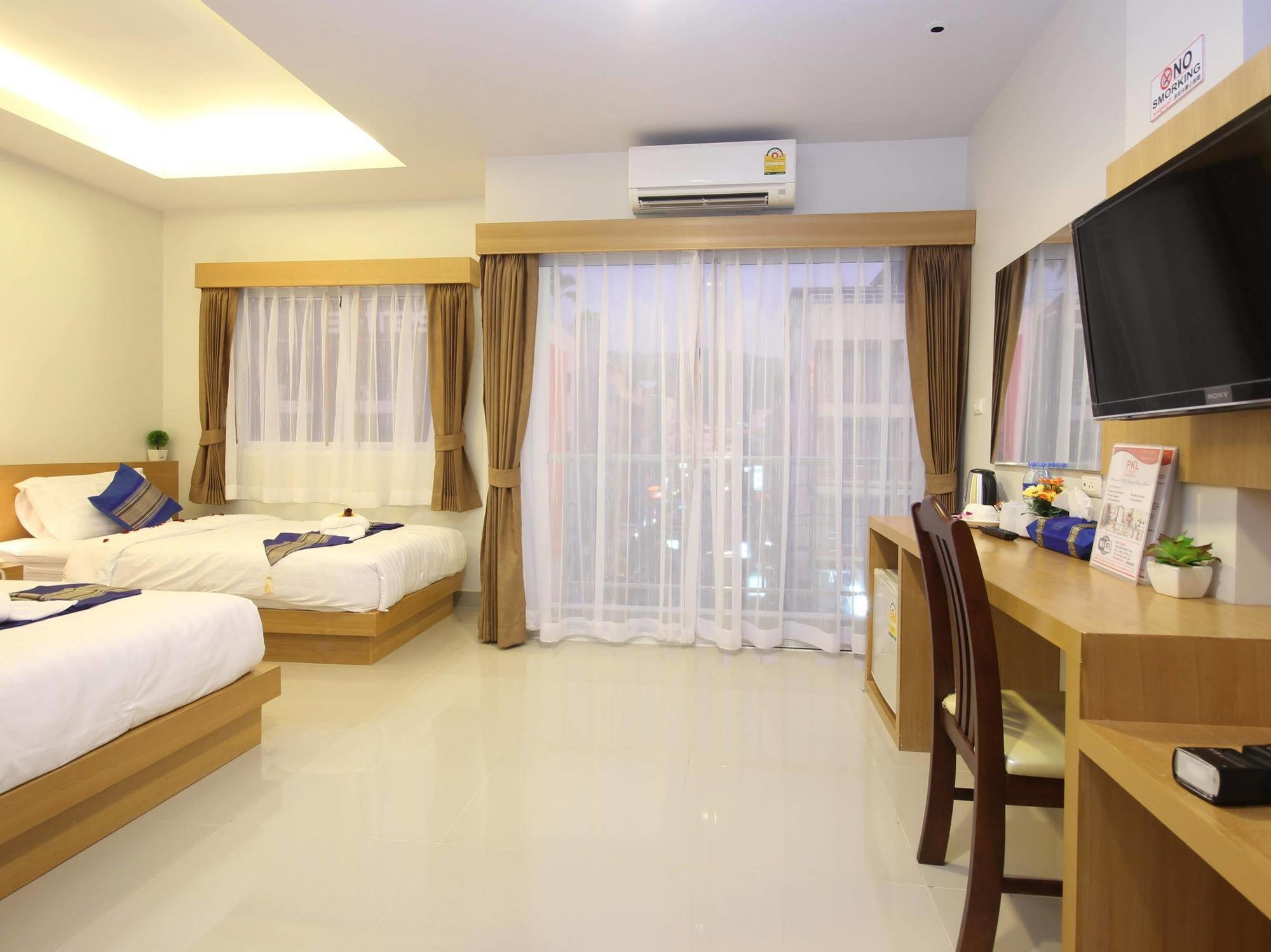 Pkl Residence Patong Luaran gambar